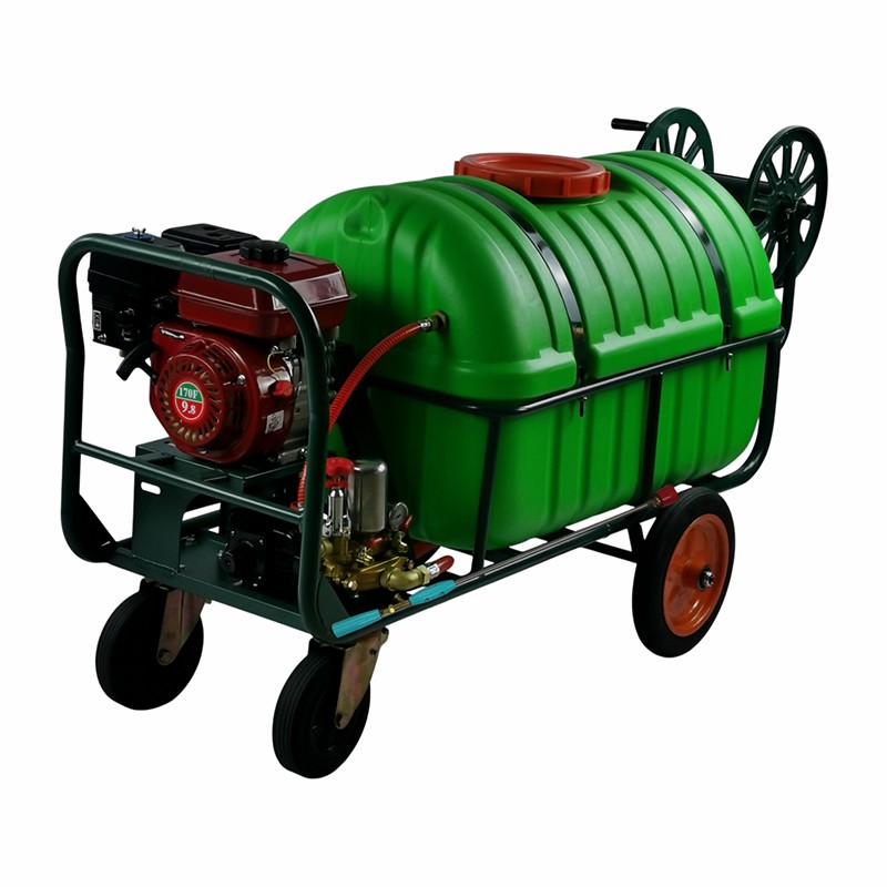 Crop Spray Machine
